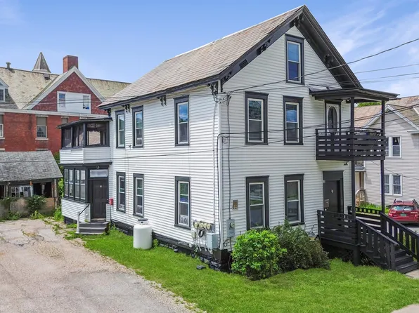 33 Summer Street, Rutland City, VT 05701