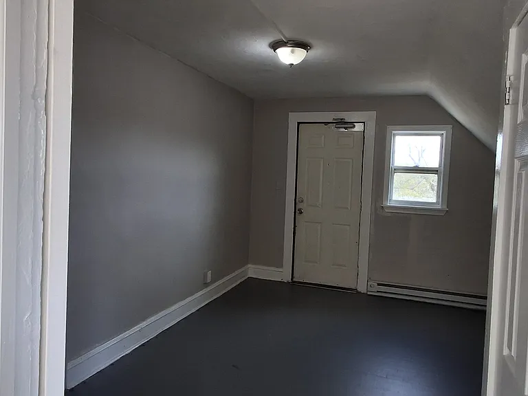 119 Carey Hl #3R — Photo 6