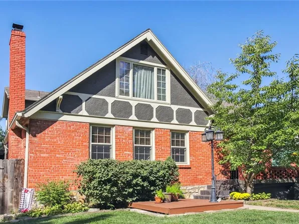 6132 Harrison St, Kansas City, MO 64110