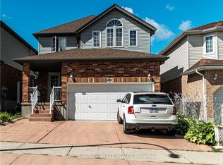 132 Udvari Cres #1, Kitchener, ON N2N 3P6