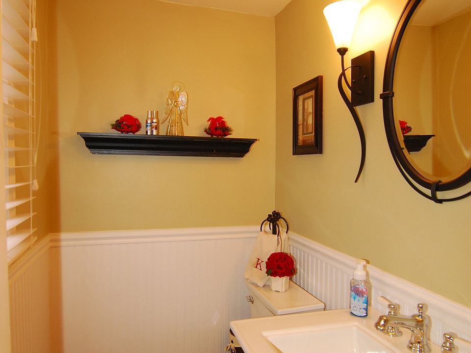 2nd image of 29 Queens Rd