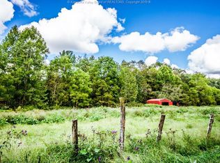 199 Wayne Ln, Kenna, WV 25248