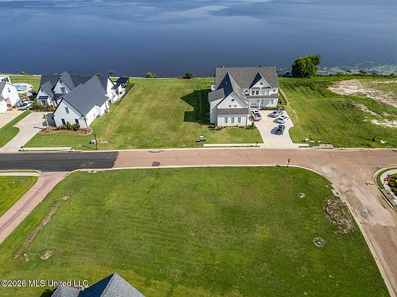 4th image of 817 Arbor Pointe Lot 117