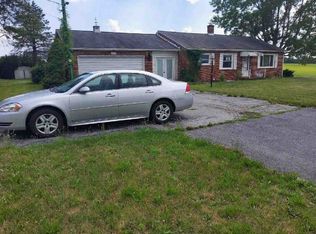 2092 Newville Rd, Carlisle, PA 17015