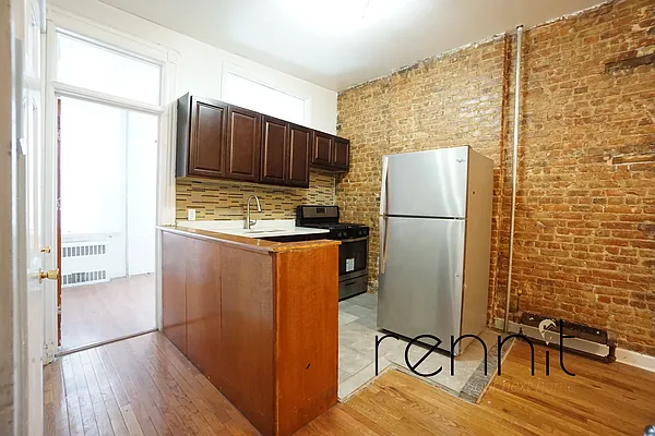 Rented by Rennit Inc. | media 4