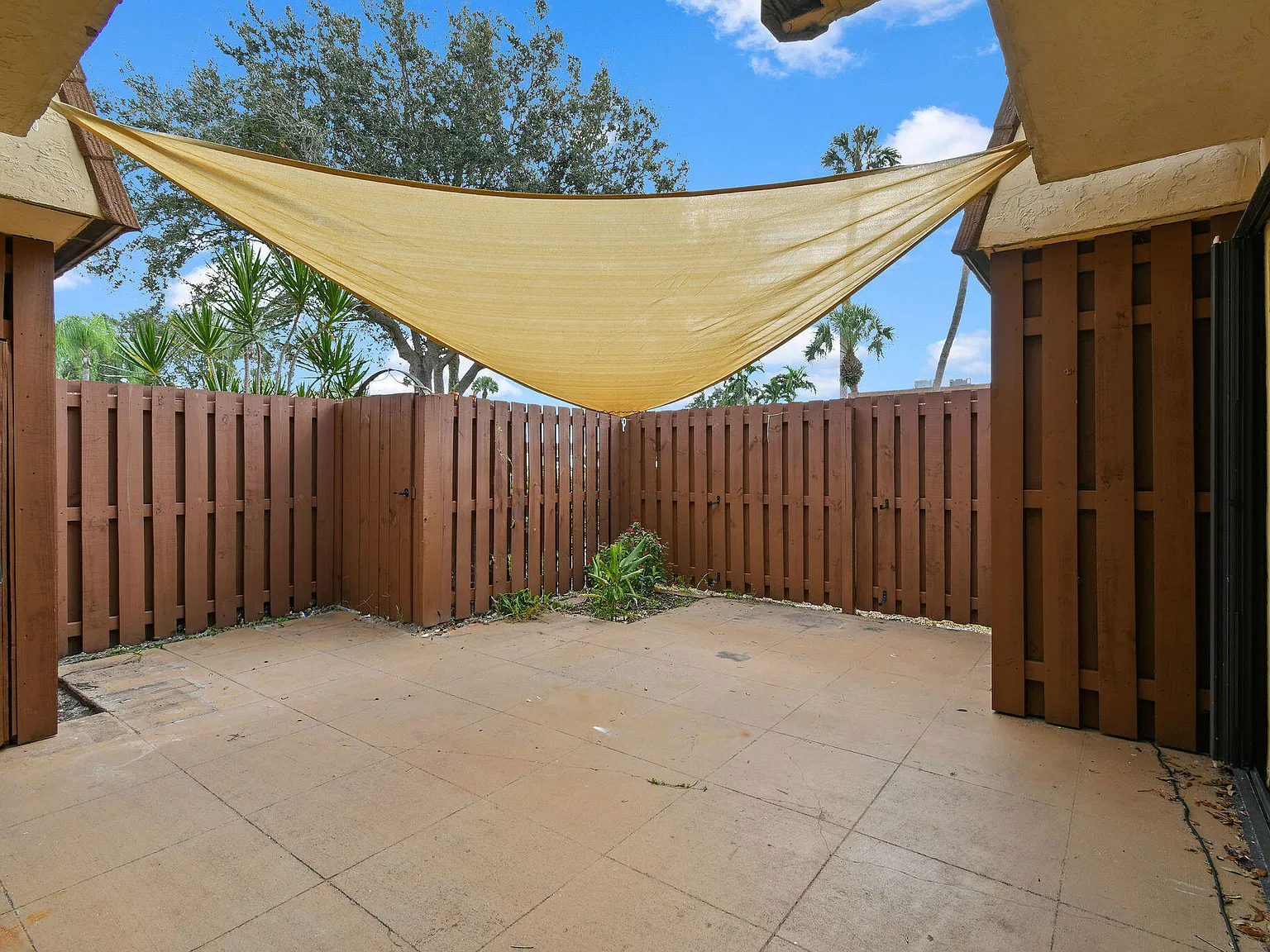2 bed, 2.5 bath, 1470 sqft, $2,850 — Photo 2