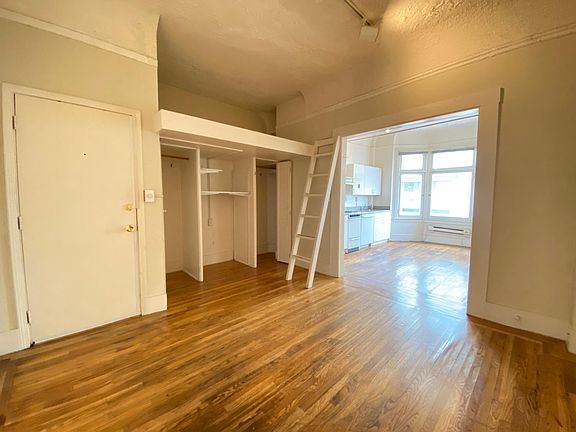 3rd image of 851 Ofarrell St APT 201