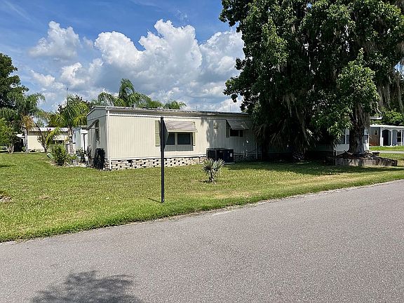 2nd image of 18 Violet Dr