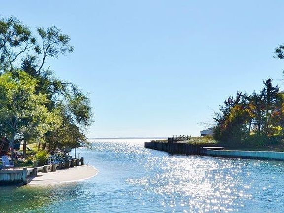2nd image of 1780 Peconic Bay Blvd