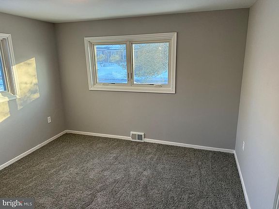 5th image of 10 Homewood Rd