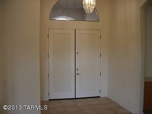 1st image of 285 W Woodburne Pl