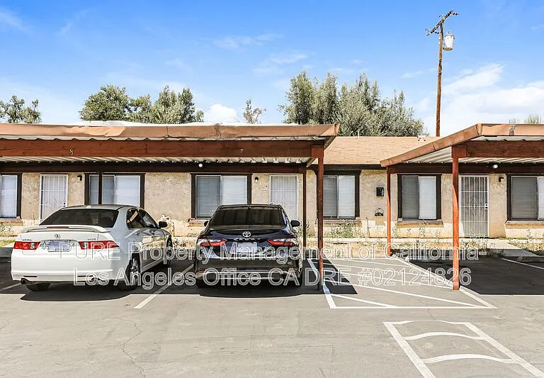 23815 Hemlock Ave #7 — Photo 1