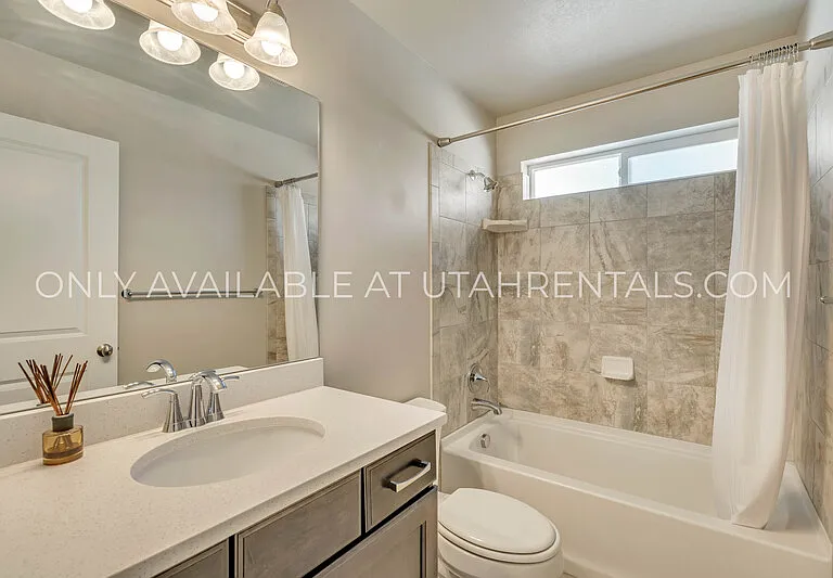 1419 W Stayner Dr — Photo 6