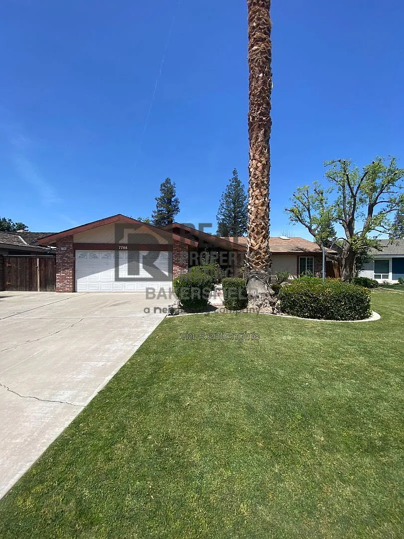 3 bed, 2.0 bath, 2021 sqft, $2,375 — Photo 1