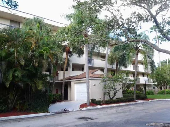 3050 NW 42nd Ave APT C409, Pompano Beach, FL 33066