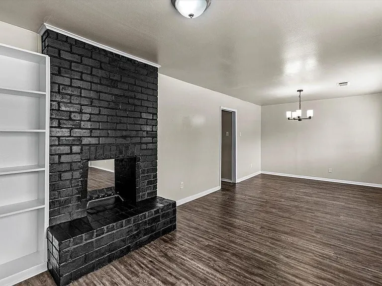 6414 Heatherbloom Dr — Photo 6