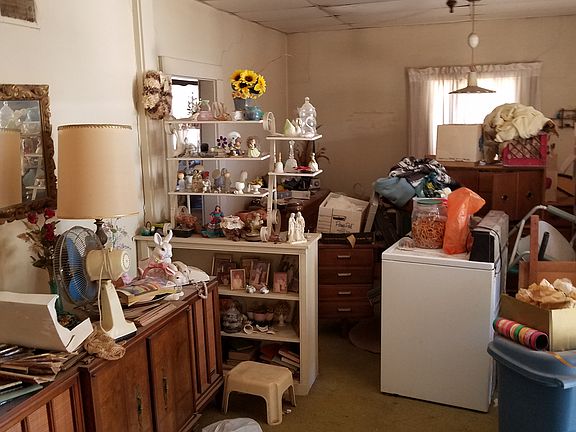 5th image of 418 N Sirrine