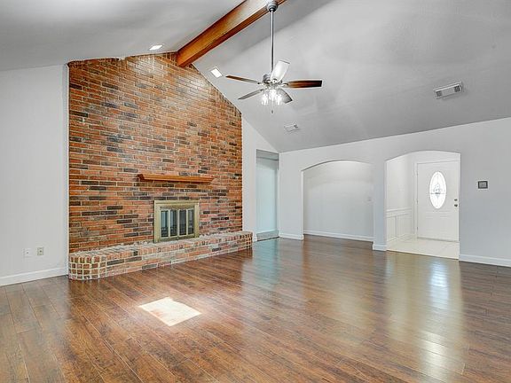 3rd image of 2101 Preakness Ct