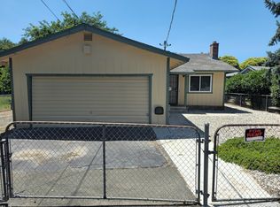 6821 Virginia Dr, Lucerne, CA 95458