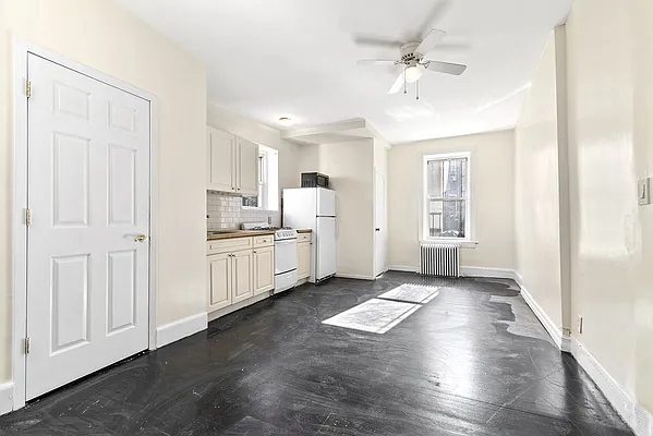 Rented by Halstead Real Estate | media 16