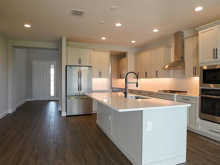 12182 Eastmoor Dr — Photo 39
