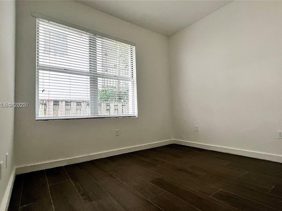 1st image of 1611 Meridian Ave #1116-104
