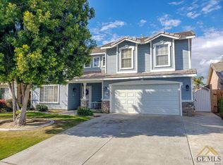 4915 Shadow Stone St, Bakersfield, CA 93313