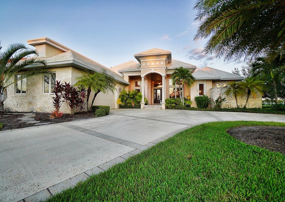 1st image of 4050 Lea Marie Island Dr