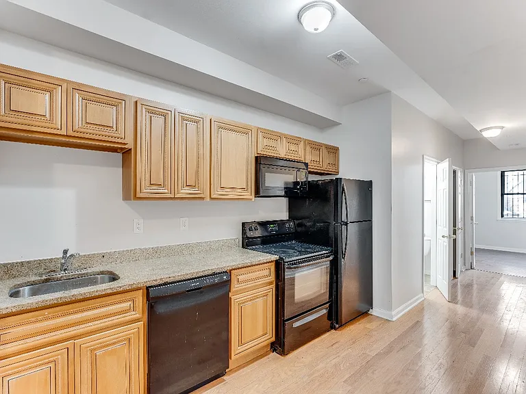 1816 Cecil B Moore Ave #A8 — Photo 10