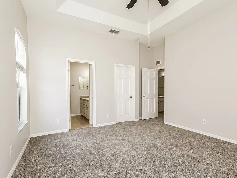 504 N 7th St — Photo 12