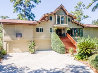 72 Lost Island Rd, Beaufort, SC 29907