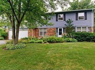 2888 Lexington Ln, Highland Park, IL