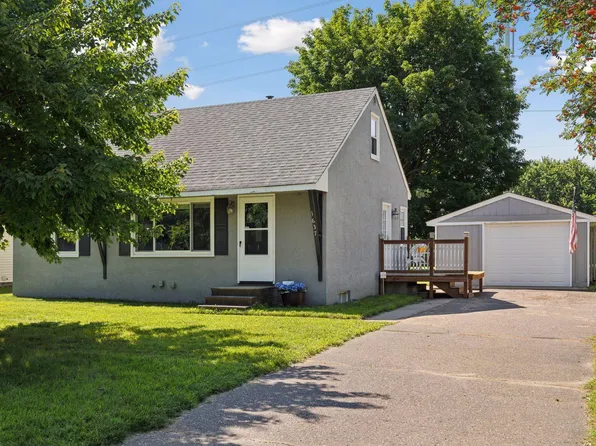1637 Longview Dr, New Brighton, MN 55112