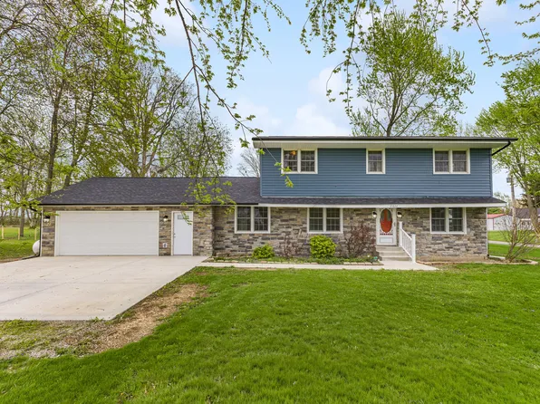 23634 Center St, Broadway, OH 43067