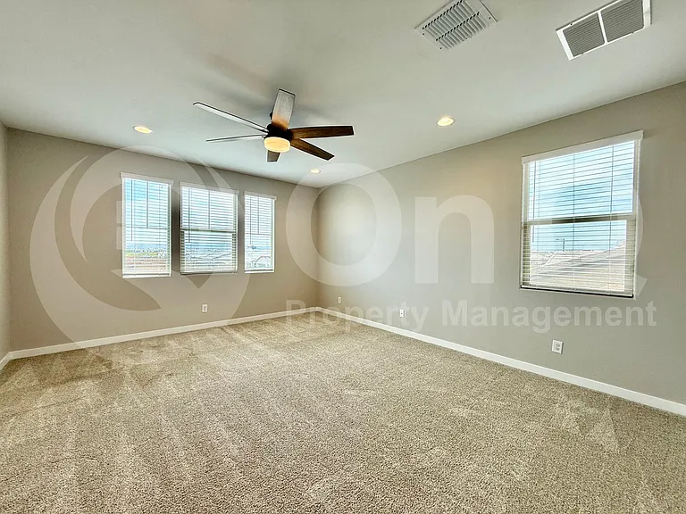 4321 N 94th Dr — Photo 18