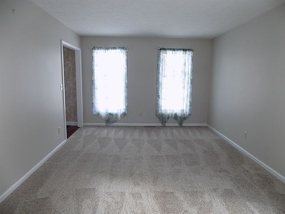 5th image of 2319 Sterling Ct