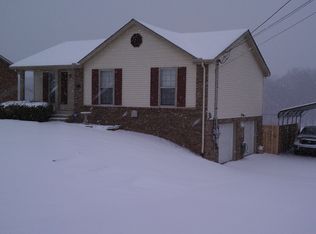 732 W Creek Dr, Clarksville, TN 37040