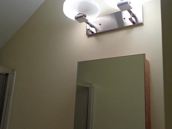 4th image of 219 S Cherry St APT 1A