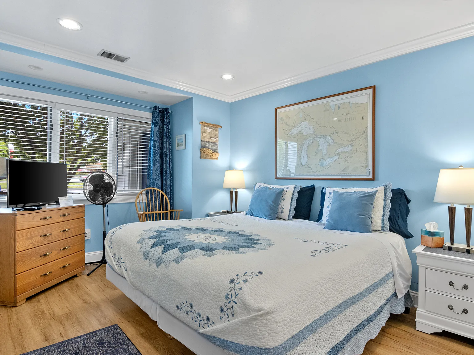 1 bed, 839 sqft, $1,900 — Photo 4