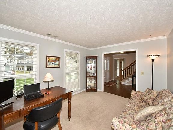 4th image of 1961 Huntcliff Dr