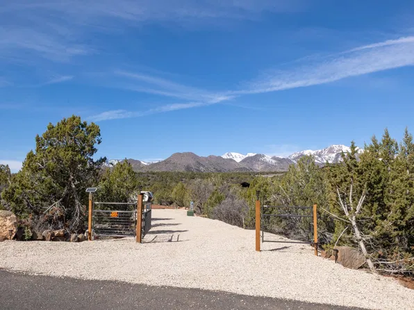 3842 S Canyon Cv, New Harmony, UT 84757