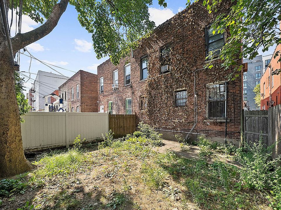 2nd image of 2219 Ocean Ave