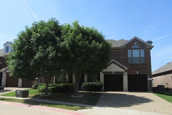 1st image of 353 Benton Ave