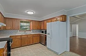 108 Deerwood Ln — Photo 8