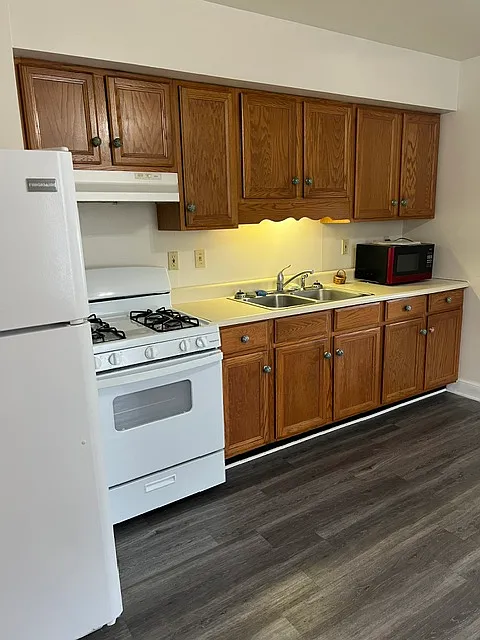 86 Winchester Ave