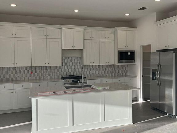 7th image of this home
