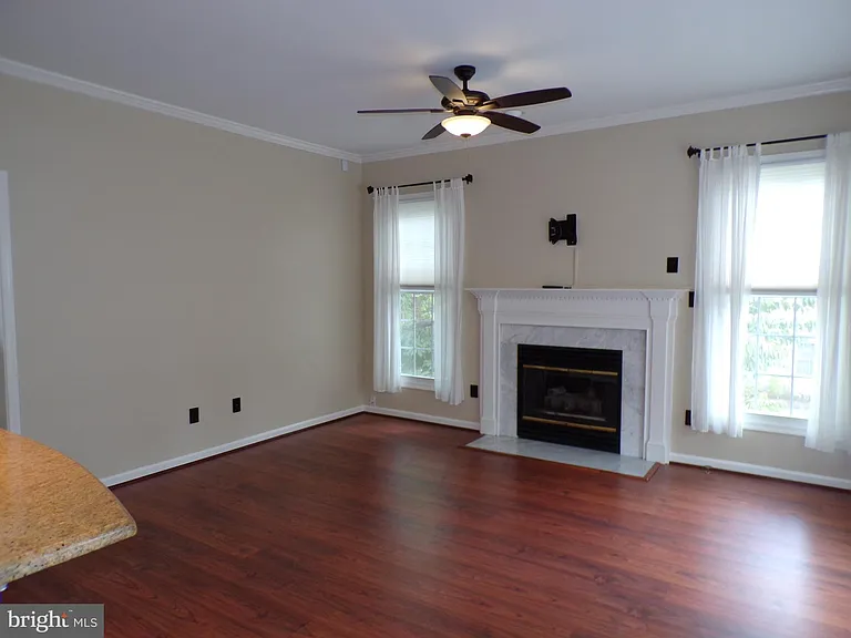 6624 Thurlton Dr — Photo 12