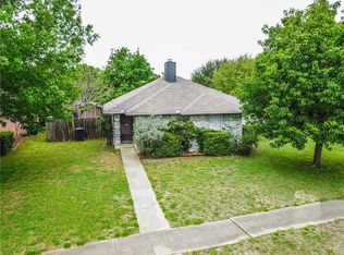 3209 Hollycreek, Denton, TX 76207