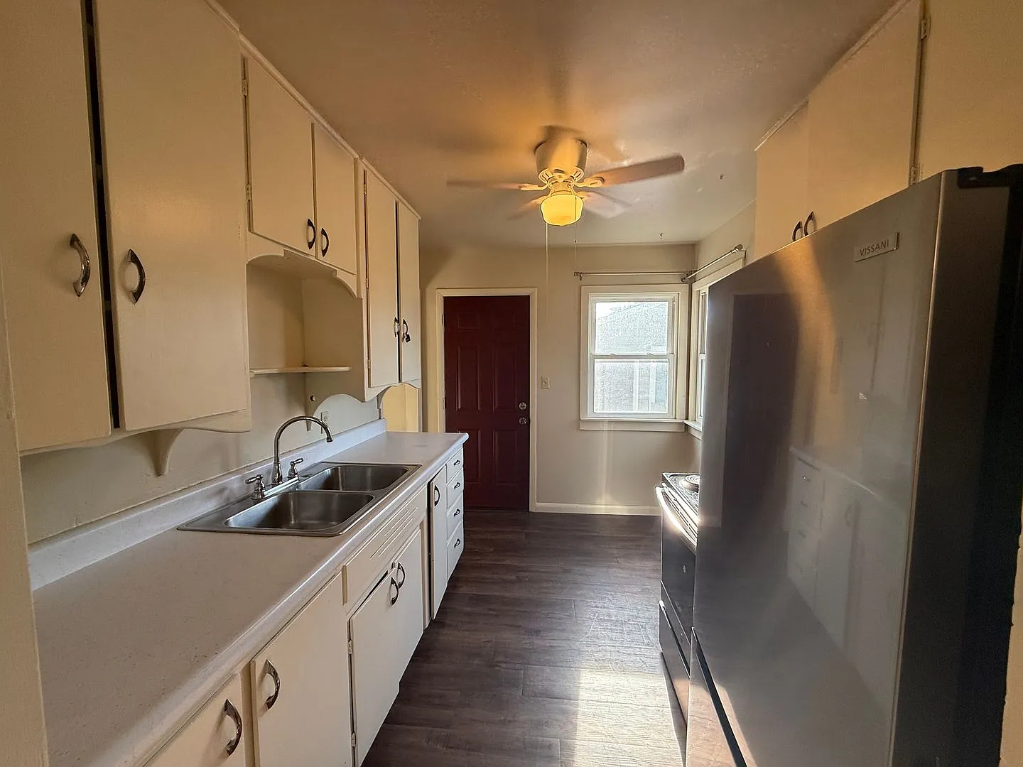 Two-bedroom, One- bathroom, dog friendly home located in Scottsbluff! — Photo 4