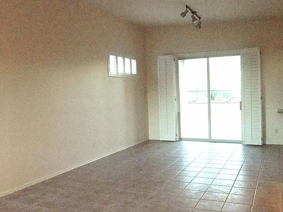 5th image of 390 E Camino Lomas